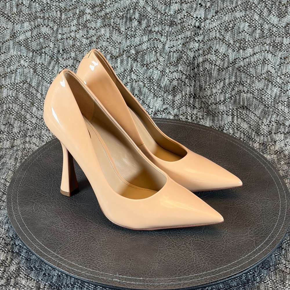 Sam Edelman Antonia Pump Heels size 8 Beige Patent